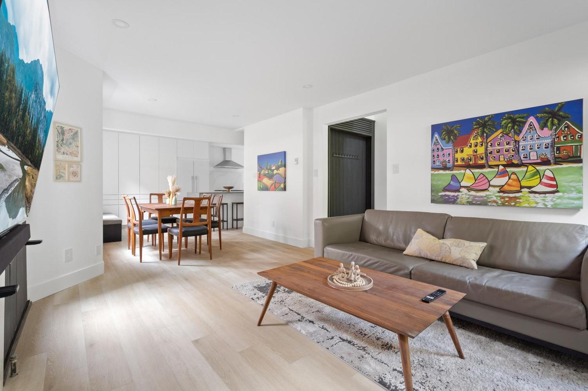 Modern Kitsilano 2 Bedroom Home With A Hot Tub Vancouver Bagian luar foto