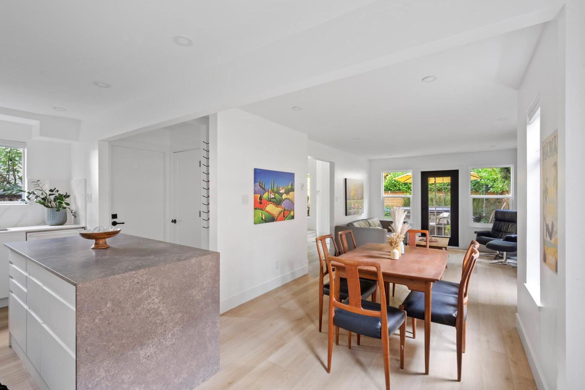 Modern Kitsilano 2 Bedroom Home With A Hot Tub Vancouver Bagian luar foto